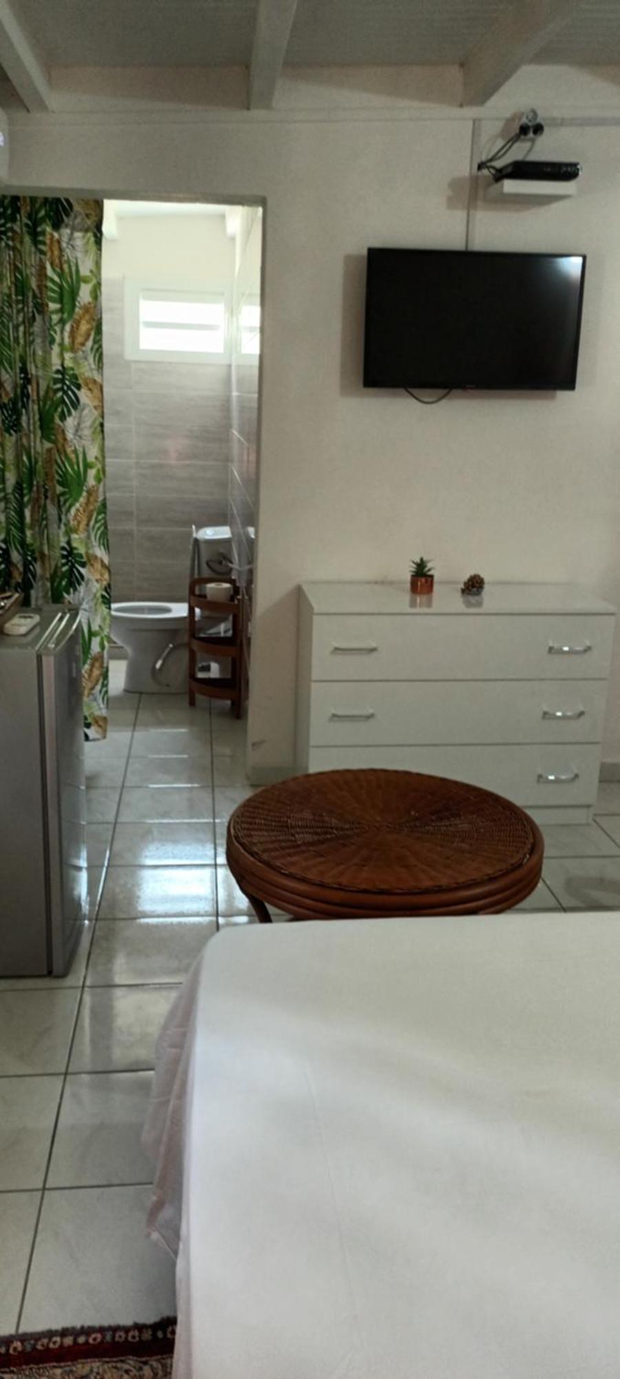 Chambre Climatisee Bouillante Ngoại thất bức ảnh